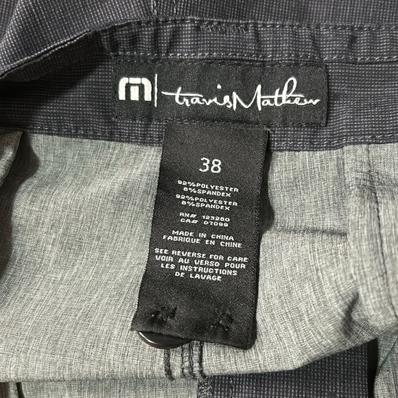 Travis Mathew Short Performance Golf Black Striped Stretch Pockets Dots Sz 38 - Picture 7 of 11